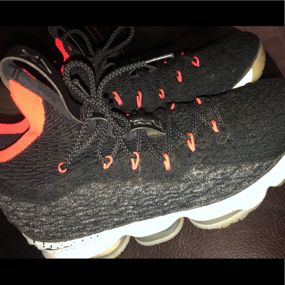 Lebron 15’s